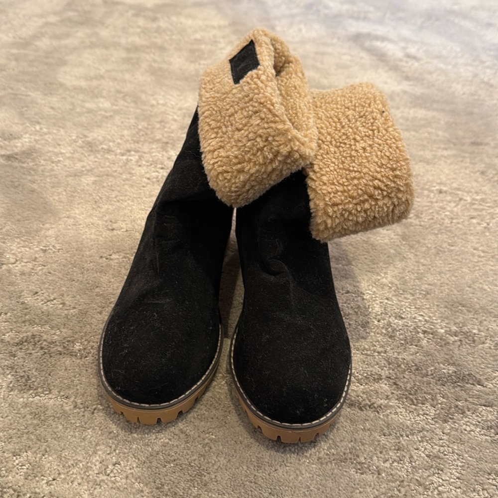 FAUX SHEARLING boots